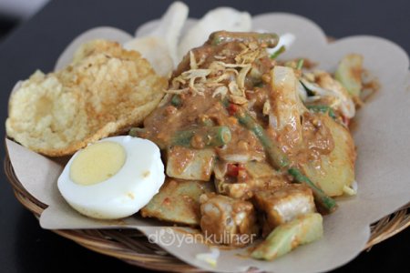 Gado _ gado