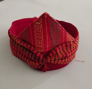 Topi Ulos Polos